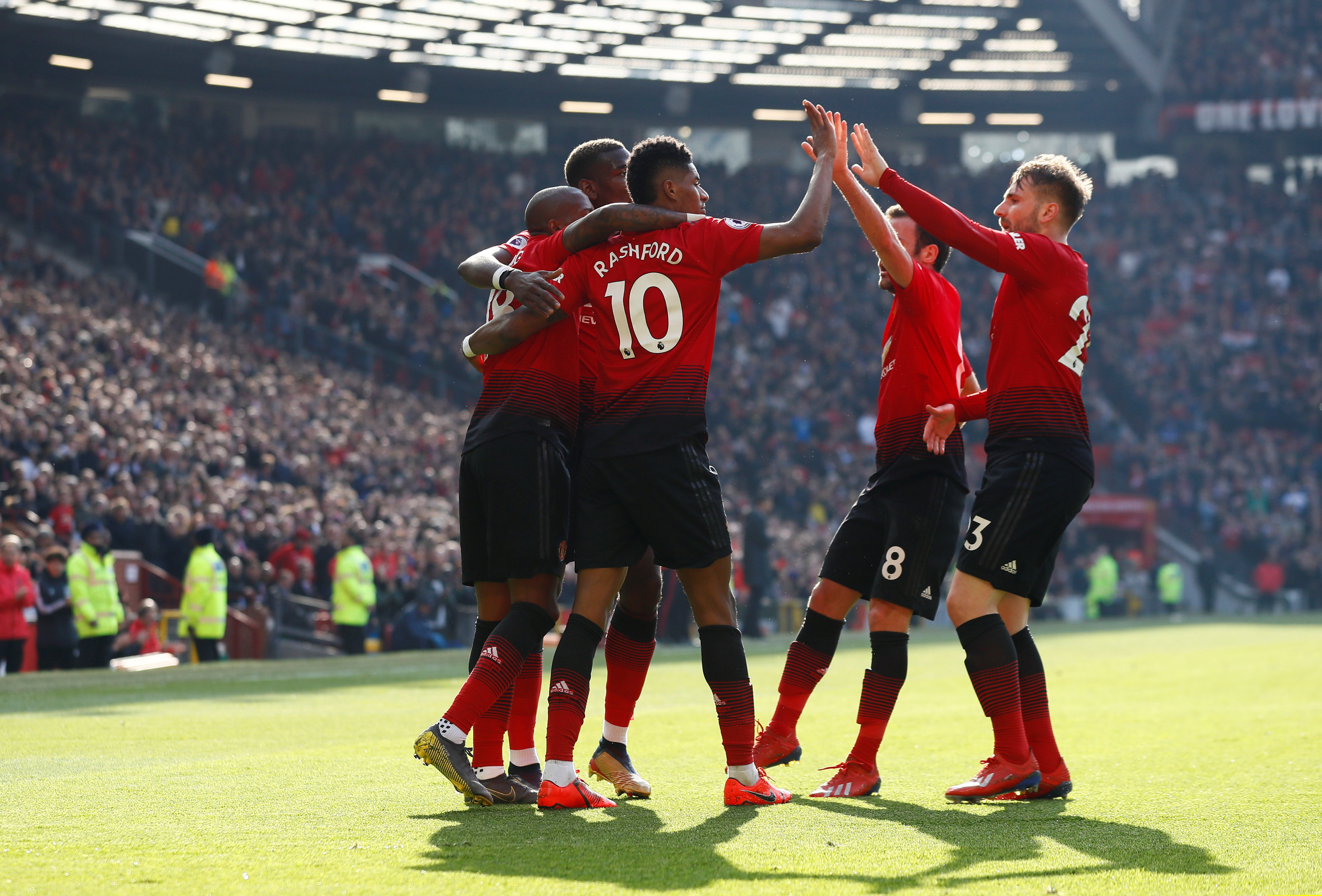 继续其强劲 继续其强劲